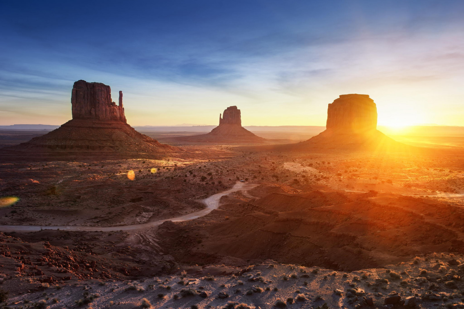 paesaggio, tramonto, roccia, natura, cielo, nuvole, Alba, mattina, Sole, deserto, orizzonte, valle, Stati Uniti d'America, Monument Valley, crepuscolo, altopiano, Formazione, Terreno, butte, alba, ambiente naturale, landform, caratteristica geografica, calanchi