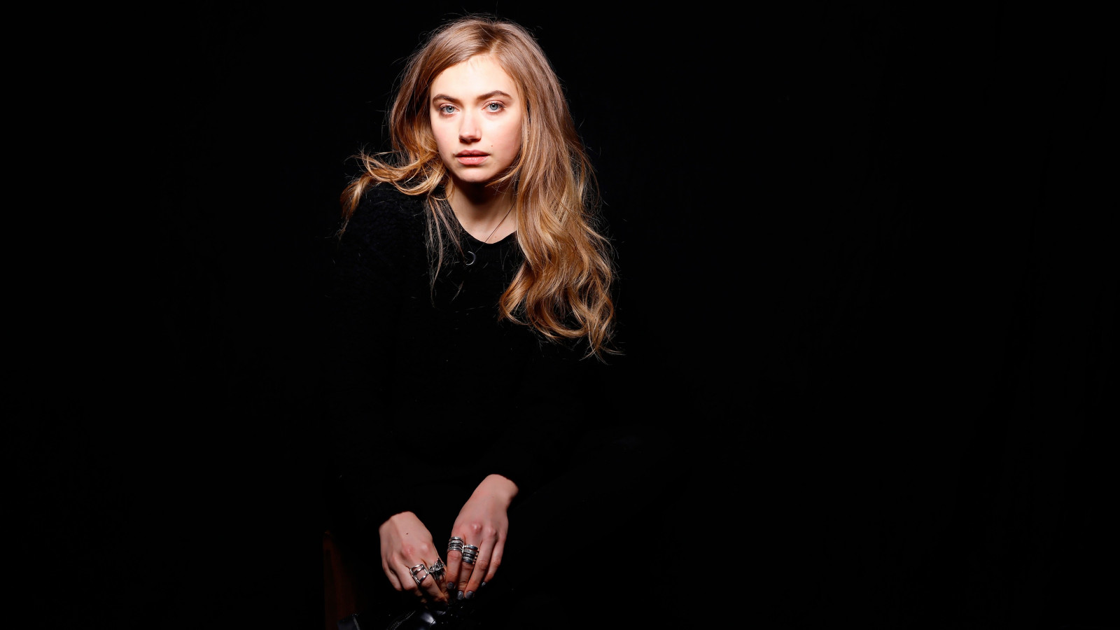 ženy, model, fotografování, osobnost, zpěvák, herečka, móda, Imogen Poots, kytarista, zpěv, ruka, představení, fáze, tma, focení, múzických umění