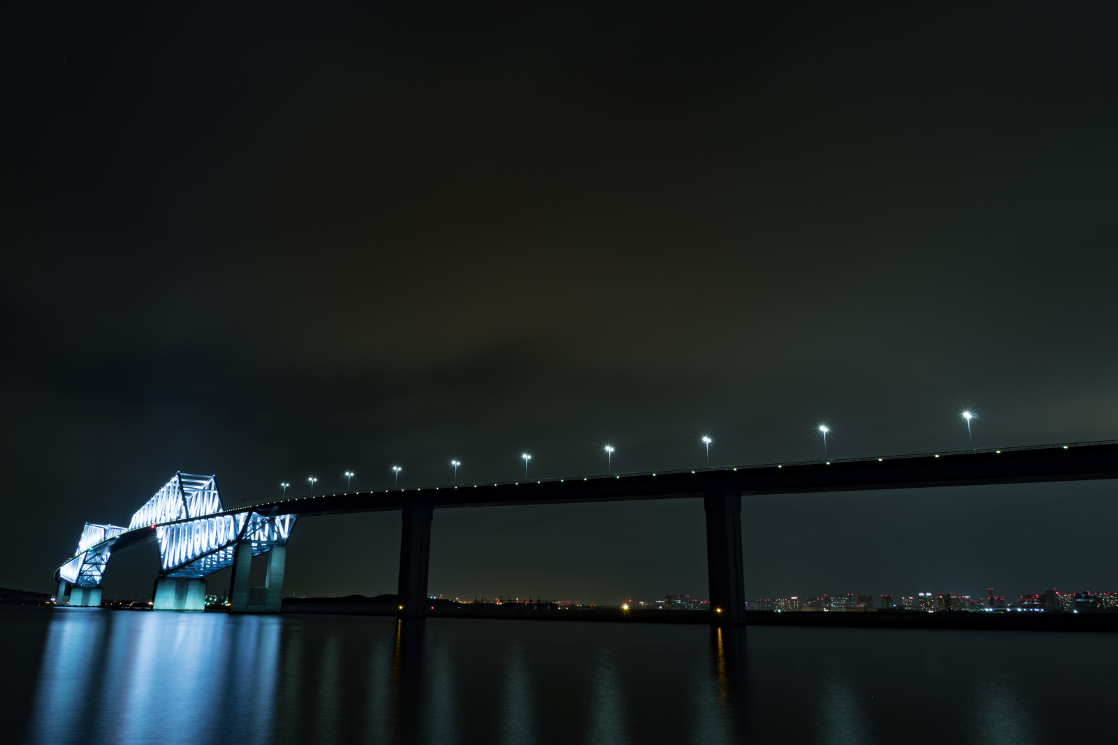 Japonsko, noc, architektura, odraz, nebe, večer, most, měsíční svit, atmosféra, soumrak, Pero, Tokio, Olympus, jp, světlo, osvětlené, osvětlení, osvětlení, tma, mezník, tokyobay, tokyogatebridge, 12mmf20, mzuiko, penf, ZUIKO, mzuikodigitaled12mmf20