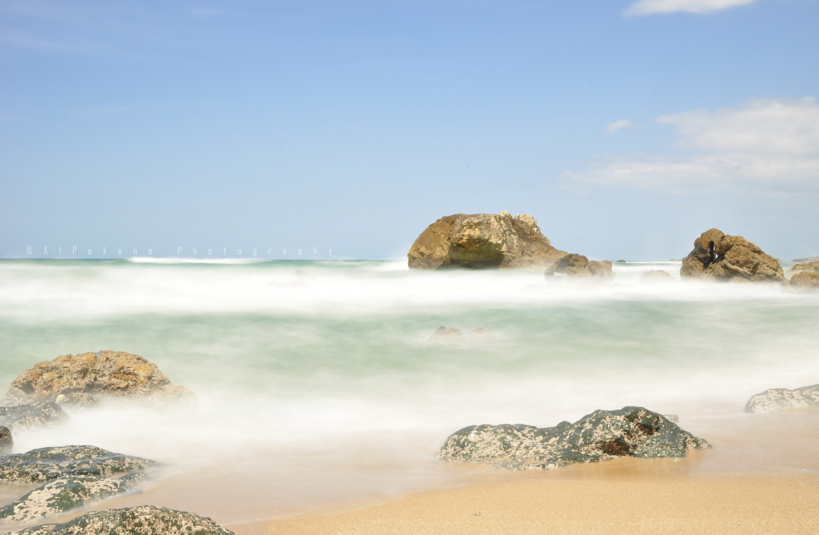 hav, krop af vand, coastal and oceanic landforms, kyst, kyst, himmel, ocean, strand, vand, horisont, vind-bølge, berolige, bølge, sand, klippe, Bugt, kappe, holm