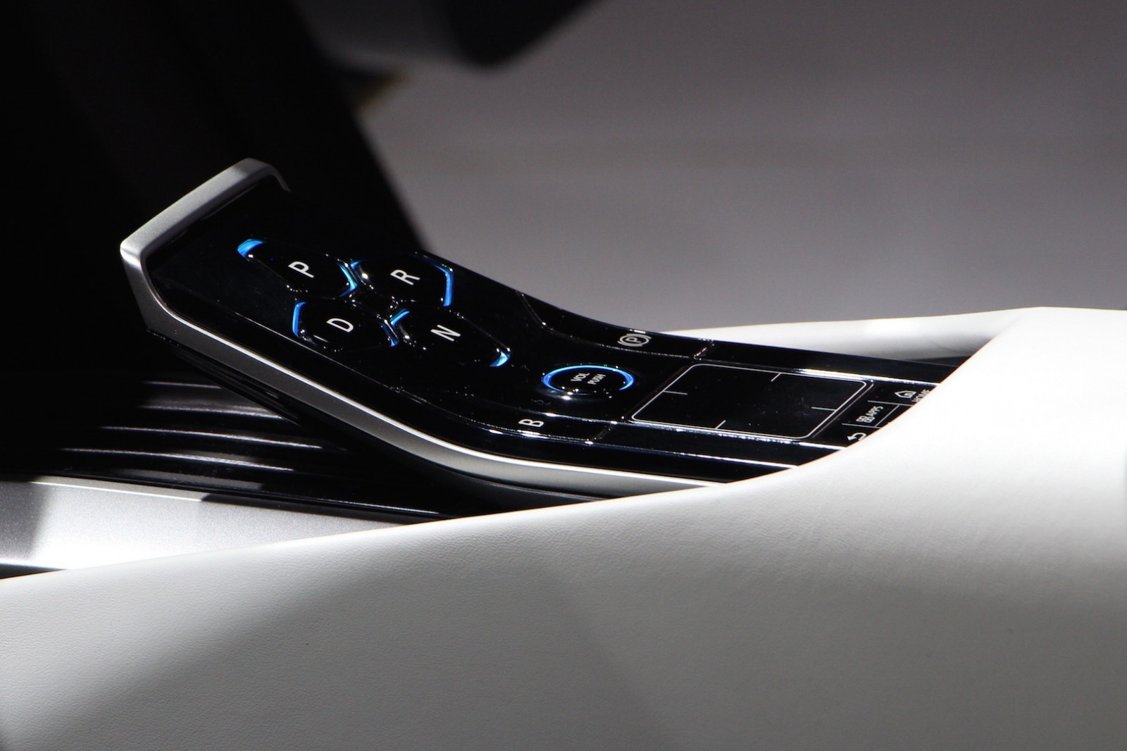 auto, vozidlo, sportovní auto, mitsubishi, volant, netcarshow, netcar, obrázky vozidel, photo auto, 2016, kolo, eX concept, superauto, pozemní vozidla, automobilového designu, automobilový exteriér, automobil make, luxusní vůz, nárazník