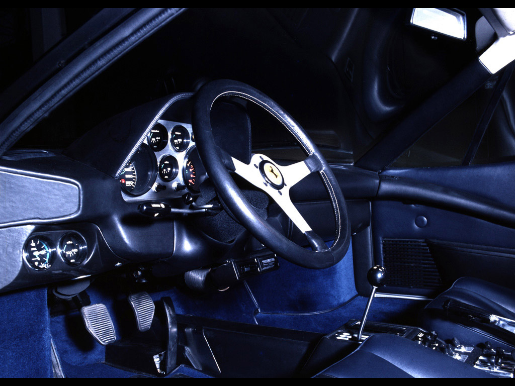 auto, vozidlo, sportovní auto, Ferrari, volant, netcarshow, netcar, obrázky vozidel, photo auto, 2009, 308 GTBi, kolo, superauto, pozemní vozidla, automobilového designu, automobilový exteriér, automobil make, luxusní vůz, výkonné auto, auto show