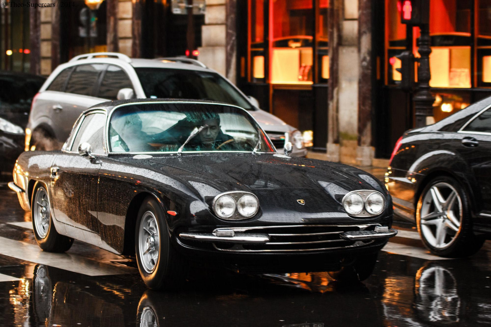 nero, strada, notte, auto, inverno, veicolo, pioggia, Lamborghini, lusso, Parigi, auto sportiva, macchina di spettacolo, Raro, ricco, supercar, 22, 400GT, veicoli terrestri, design automobilistico, veicolo di lusso, auto compatta, veicolo a motore, auto di lusso personali