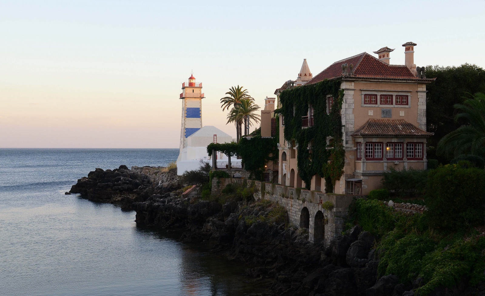 paesaggio, vecchio, mare, architettura, costruzione, cielo, sera, Torre, costa, faro, storico, porto, soleggiato, Europa, Portogallo, atlantico, Terreno, antico, albero, giorno, oceano, porto, chiaro, costiero, nrpad, cascais, aspro, promontorio