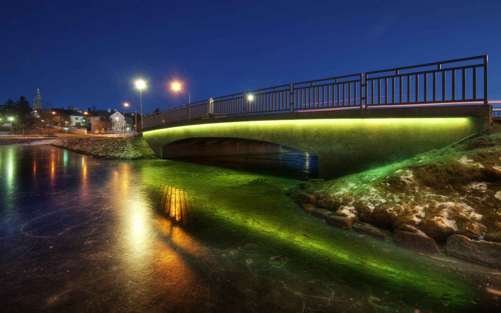 slunečnímu záření, krajina, světla, pouliční osvětlení, panoráma města, noc, voda, odraz, zima, fotografování, led, vesnice, večer, ráno, mráz, most, řeka, soumrak, zamrzlé řece, světlo, počítač tapeta, vodní
