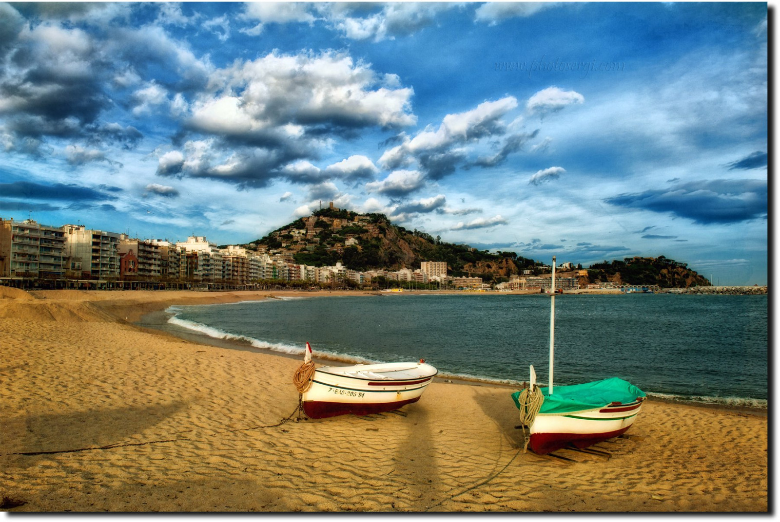 loď, moře, středozemský, záliv, pobřeží, písek, nebe, pláž, hrad, pobřeží, Španělsko, horizont, aréna, dovolená, mrak, blinkagain, oceán, mraky, mar, playa, zátoka, portál, hezký snímek, Girona, Sombras, castillo, tělo z vody, Barcas, Costa Brava, Blanes, marmediterraneo, Sanjuan, Pisos