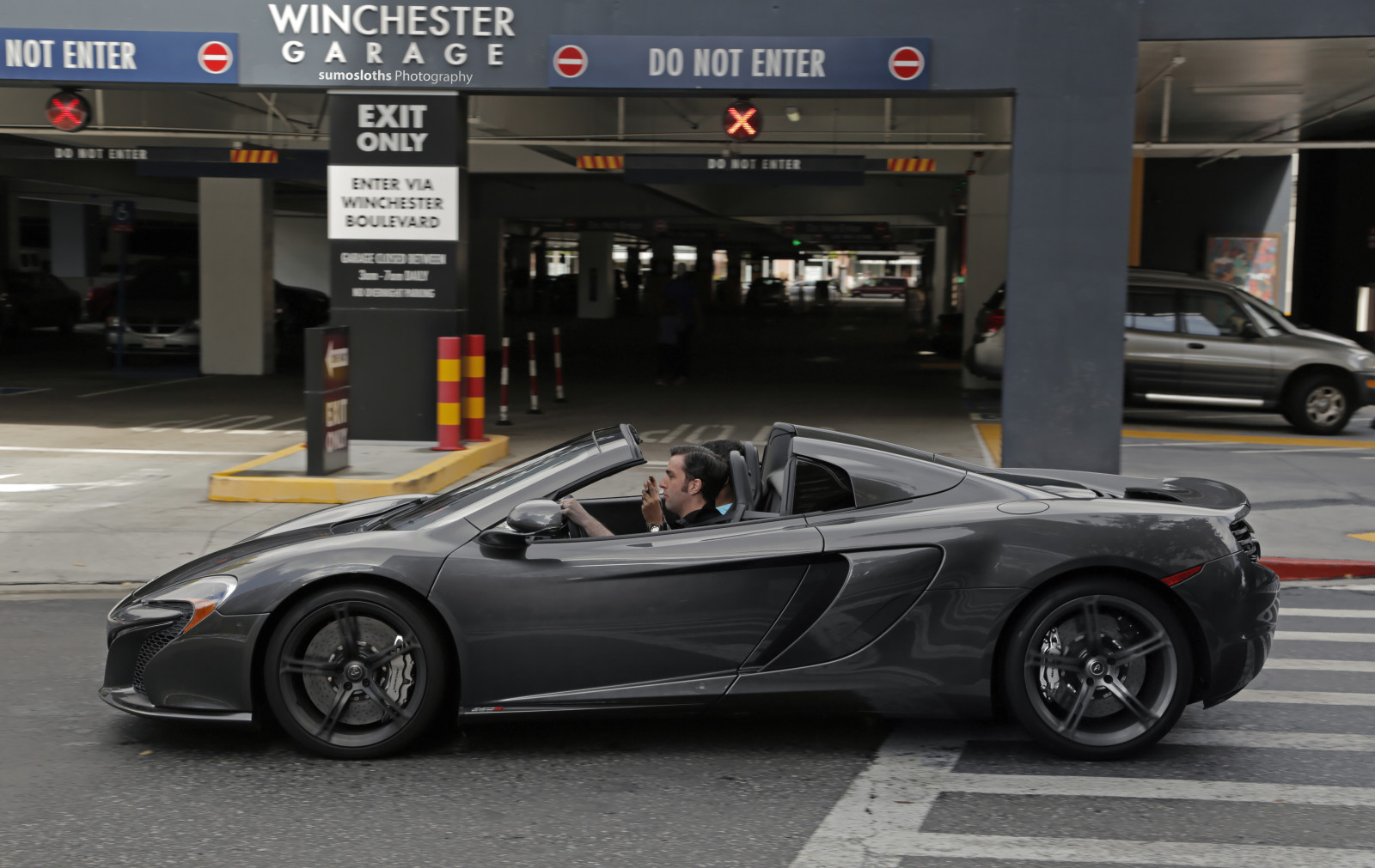 Californien, parkere, mennesker, biler, kaffe, Canon, grå, Bugt, edderkop, San, Francisco, Garage, jose, oktober, Cabriolet, række, CC, McLaren, Hundrede, giver, areal, 5d, forlystelser, santana, 100, koffein, winchester, panorering, mp4, p1, octan, Menlo, croissanter, 12c, 650S, mp412c, 100 oktober, sumosloths