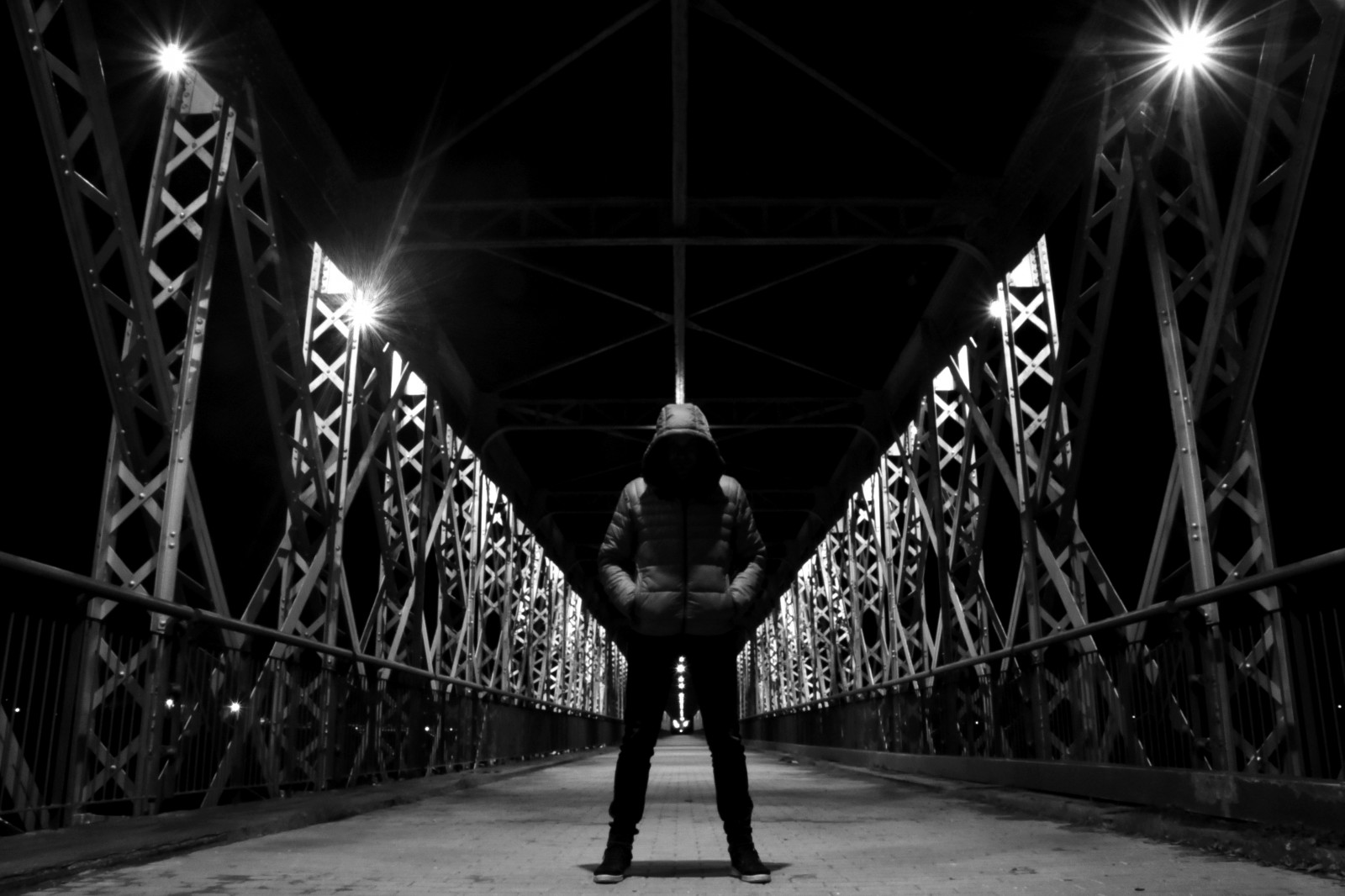 Černá, černobílý, noc, architektura, fotografování, symetrie, most, Španělsko, Nikon, anonymní, Sevilla, Andalusie, světlo, Černý a bílý, D750, flickr, tělesné, noche, andalucia, puente, Sevilla, tma, pont, monocromo, složení, blancoynegro, mld, arquitectura, Composicion, Espanya, espana, Černý a bílý, monochromatické fotografování, rostro, hnida, rostre, loradelr o, blancinegre, monocrom, composici