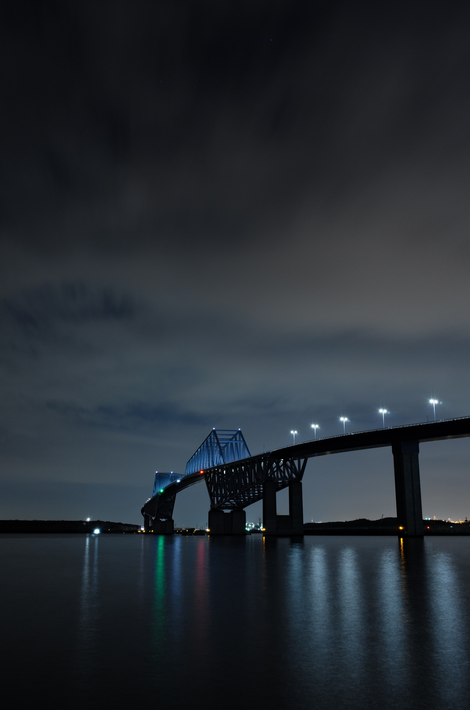 Japonsko, černobílý, moře, noc, architektura, odraz, nebe, večer, most, horizont, soumrak, Leica, Tokio, jp, světlo, mrak, svítání, osvětlené, osvětlení, tma, T, mezník, tokyobay, tokyogatebridge, leicat, summicront235, Summicron, t235, Atmosféra Země