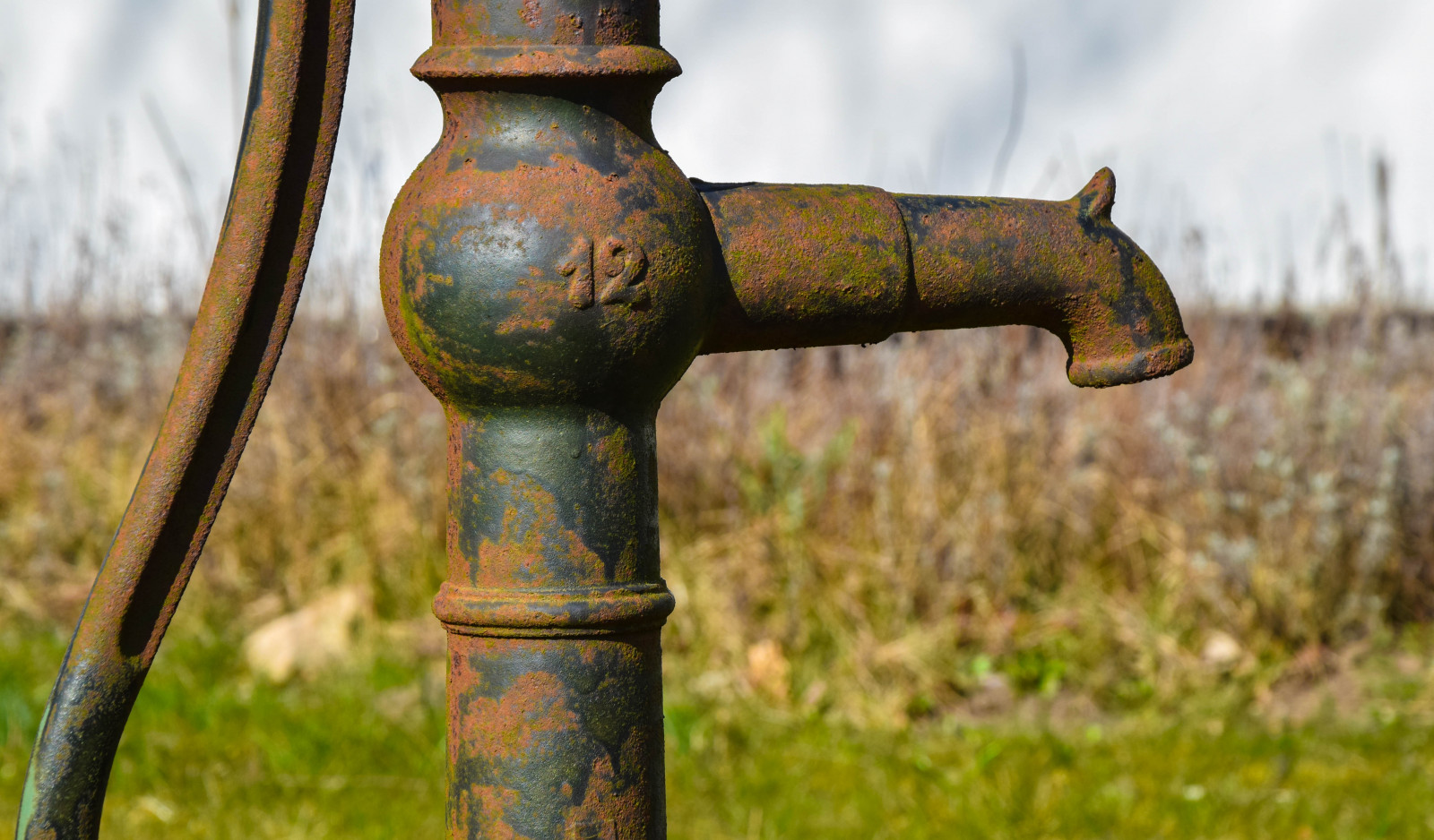 Příroda, tráva, zelená, sochařství, socha, Švédsko, jaro, velikonoční, památník, Sverige, UMĚNÍ, rezavý, venkovní, sk nel n, se, sk ne, v r, vodní čerpadlo, Rostig, sterlen, p sk