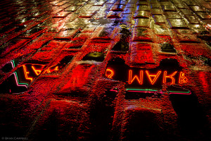 デスクトップ壁紙 ネオン 反射 雨 傘 00x1128 Ageme デスクトップ壁紙 Wallhere