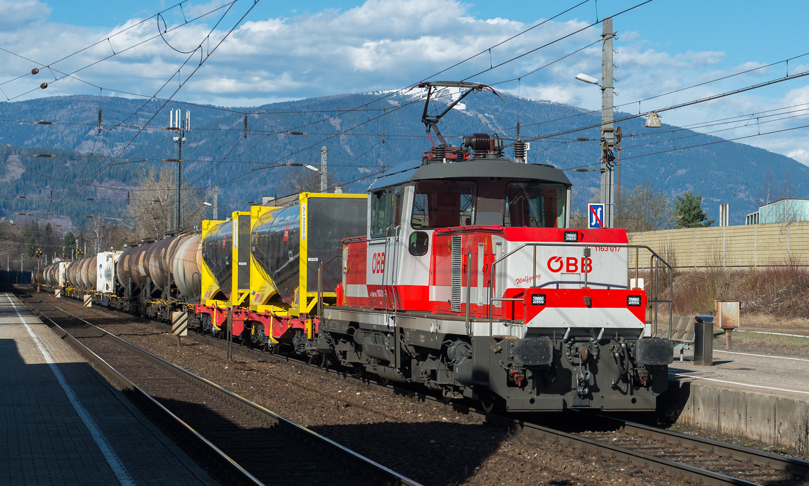 Nikon, NIKKOR, D800, dslr, F28, digicam, Digitalkamera, afs2470, linse, Objektiv, fotograf, fotograf, andreasberdan, omot, du har reddet min dag, Europa, Europa, Osterreich, Østrig, Lokomotive, lokomotiv, loco, Elok, k rnten, Villach, f rnitz, 1163, 1163017, verschublok, rangerlokomotiv, last, railcargoaustria, rca, OBB, austrianfederalrailways, sterreichischebundesbahnen, g terzug, Gleis, spore, Schiene, warmbadvillach, abb, SGP, 15 kV, bobo