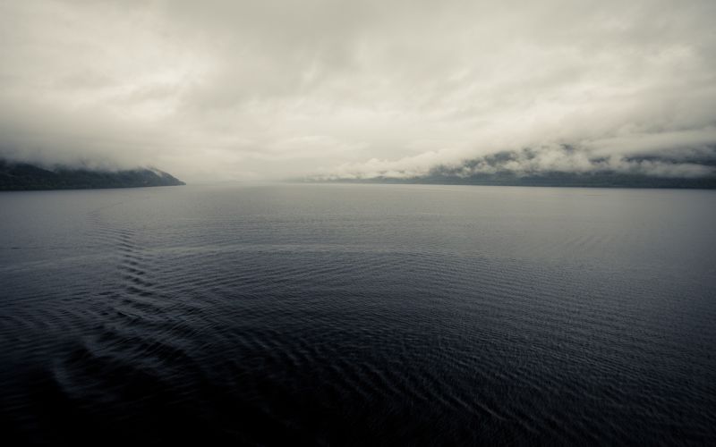 slunečnímu záření, moře, záliv, jezero, voda, černobílý slunečnímu záření, moře, záliv, jezero, voda, černobílý