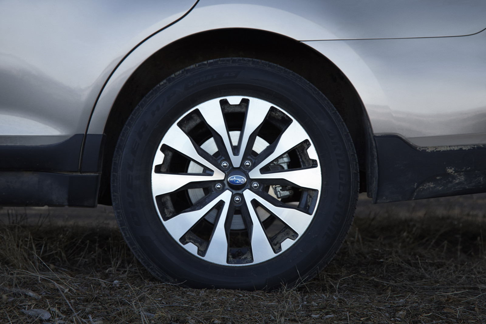 bil, BMW, fordon, trötta, Subaru, Sedan, netcarshow, netcar, bil bilder, bil foto, 2016, hjul, Vildmark, fälg, landfordon, bildesign, fordons exteriör, bil make, lyx fordon, familjebil, stötfångare, kompakt bil, crossover sUV, fordonsdäck, verkställande bil, SUV, mitten av storlek bil, eker, Legeringshjul