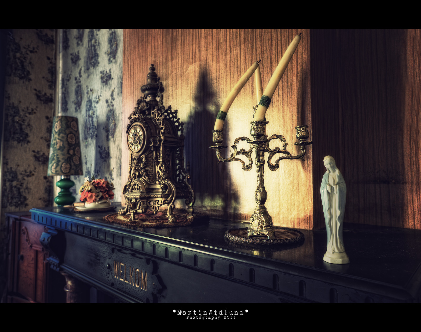 Wallpaper old, flowers, urban, abandoned, spooky, candles, lamp