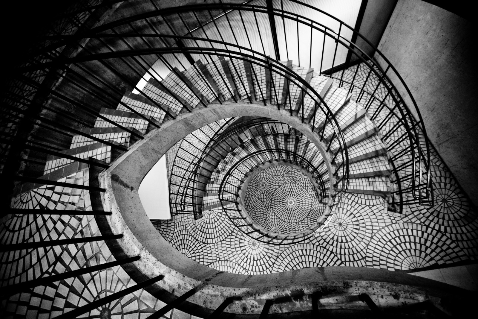 ขาวดำ, สถาปัตยกรรม, การถ่ายภาพ, เกลียว, สมมาตร, รูปแบบ, แคลิฟอร์เนีย, วงกลม, สหรัฐอเมริกา, บันได, โครงสร้าง, 10, bw, fav100, fav10, fav20, fav50, fav30, fav40, fav80, fav70, fav25, fav60, สหรัฐ, สหรัฐอเมริกา, ซานฟรานซิสโก, superfave, ดำและขาว, ถ่ายภาพขาวดำ, daylighting, ถ่ายภาพนิ่ง, สำนักงานการเงิน, embarcaderocenter, photowalking021610, photowalking01162010, stock photography