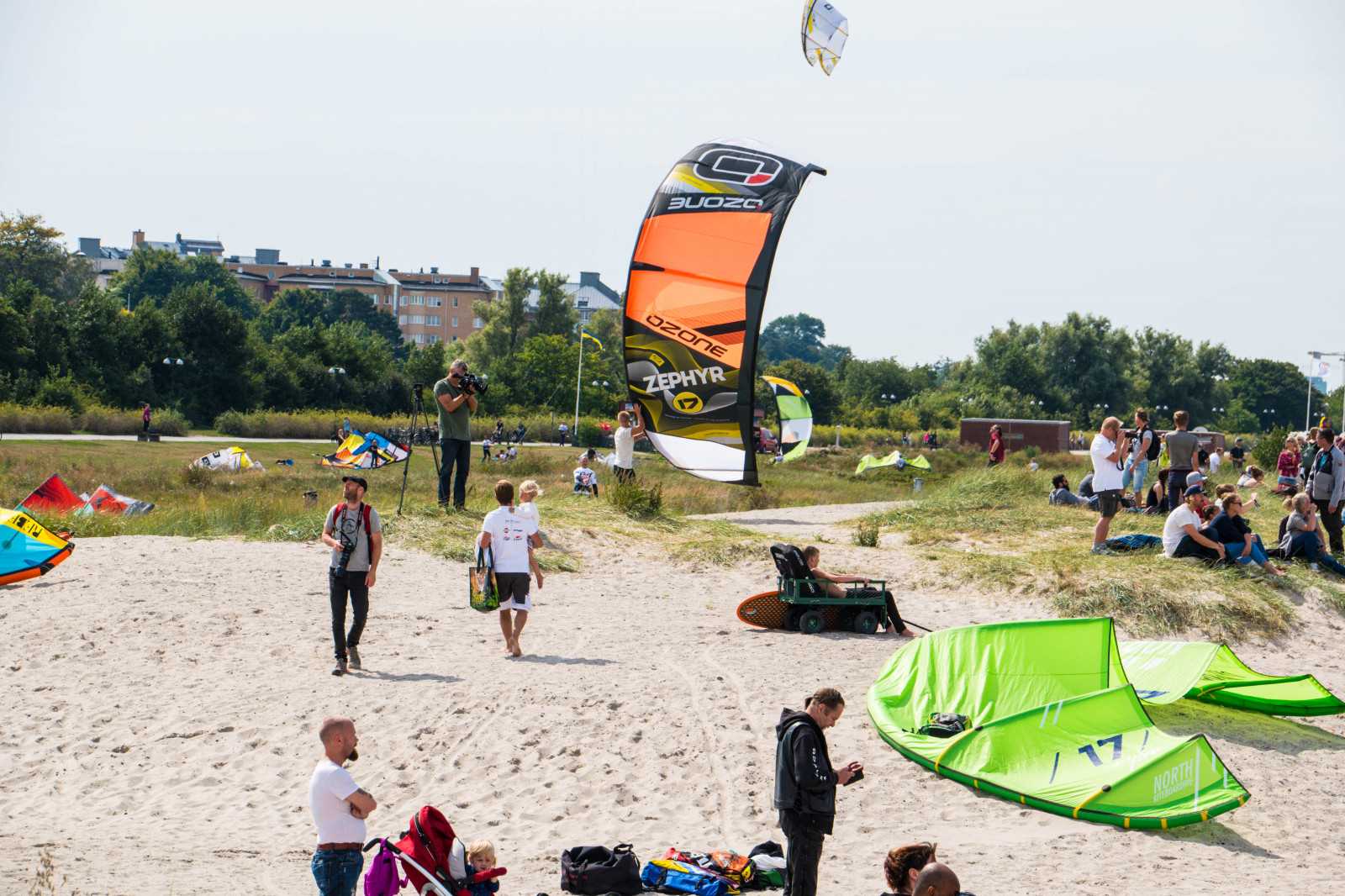 sportovní, voda, písek, mraky, pláž, letní, Švédsko, Hračka, papírový drak, Sverige, venkovní, sk nel n, se, nebe, resund, pramen, vatten, Malmo, závod, ribbanribersborg, kiteboardcompetition, kiteboard, drakflygning, kitesurf, t vling, kitesurft vling, extrémní sport, Windsports, kite sporty