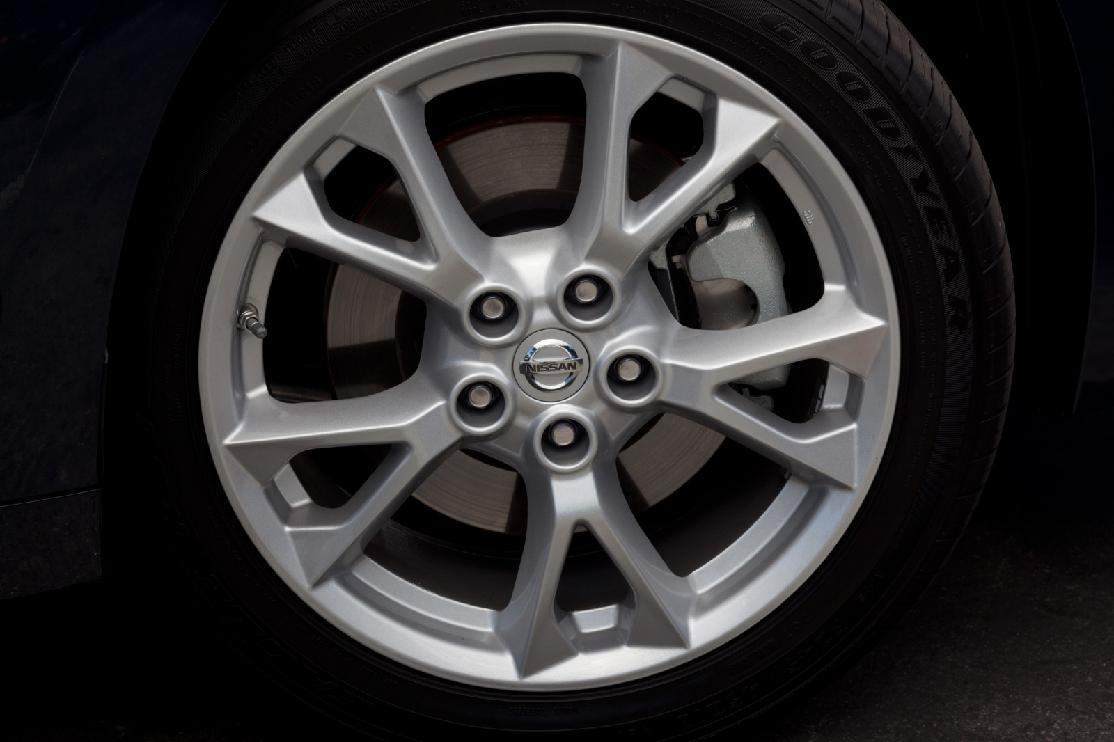 auto, vozidlo, Nissan, pneumatika, 2015, limuzína, netcarshow, netcar, obrázky vozidel, photo auto, kolo, Maxima, okraj, pozemní vozidla, automobilový exteriér, automobil make, luxusní vůz, rodinný vůz, kompaktní vůz, automotive pneumatiky, výkonné auto, sportovní užitkové vozidlo, mluvil, kola z lehkých slitin