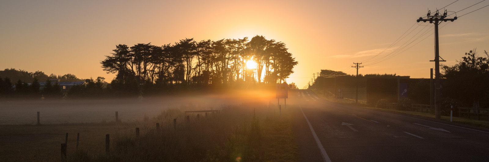 slunečnímu záření, stromy, krajina, pouliční osvětlení, západ slunce, noc, odraz, tráva, nebe, pole, silnice, svítání, žlutý, večer, ráno, mlha, slunce, Kánon, horizont, atmosféra, plot, zlato, soumrak, světlo, strom, mlhavý, zlatý, mlha, svítání, padok, 5dmkiii, Atmosféra Země, jev, Refraktování, Zaujatý