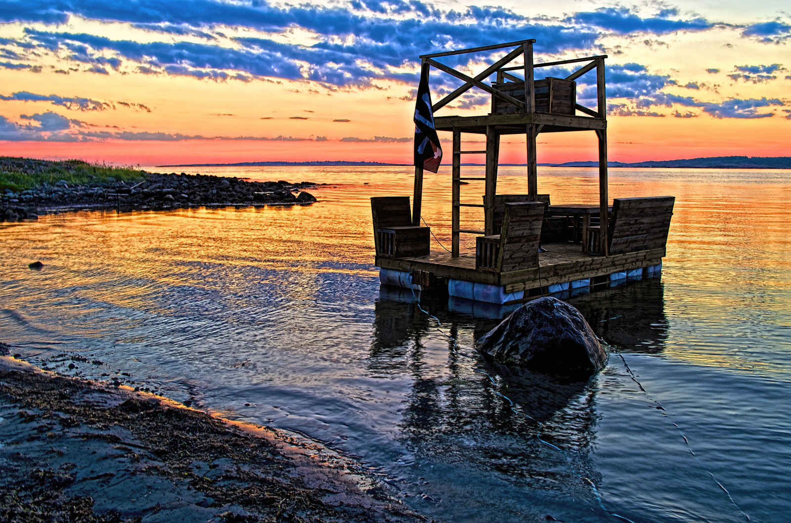 krajina, západ slunce, moře, noc, voda, odraz, nebe, pláž, svítání, uklidnit, večer, vlajka, řeka, horizont, letní, Švédsko, soumrak, vor, mrak, svítání, oceán, Halland, britská vlajka, v r Backa