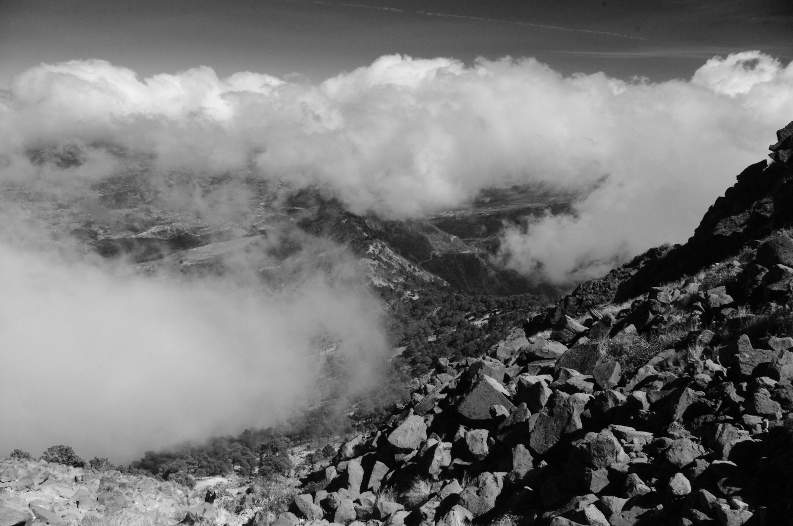 město, nebe, lidé, mrak, slunce, bílý, hora, Černá, barva, zelená, Příroda, barvy, Krásná, Skála, mlha, mraky, Amerika, les, krajina, sopka, šplhat, site, úžasný, San, Pohled, přírodní, Země, Guatemala, nadmořská výška, centro, centrální, velký, vrchol, větrný, Formace, kráter, plocha, obrovský, sopky, marcos, kraj, sopečný, moutains, oddělení, výbuch, chráněný, centrale, nejvyšší, velmi, volcan, stratovulkán, Tajumulco, Vulkanismus