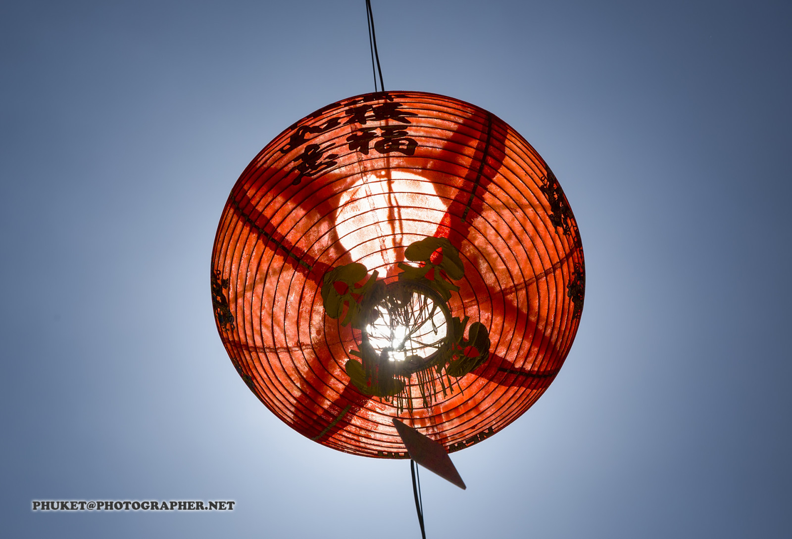 chrám, slunečnímu záření, vodopád, moře, zahrada, ulice, kopec, jezero, voda, auto, Červené, odraz, tráva, nebe, motocykl, silnice, koule, symetrie, lucerna, zelená, modrý, věž, pobřeží, svítilna, vítr, kruh, tropický, ostrov, Honda, Malajsie, kostel, džungle, Řídit, želva, míč, jasný, pagoda, schodiště, Kek, světlo, barva, mrak, den, hora, květ, oceán, osvětlení, vlna, tvar, střecha, čára, povrch, hledisko, phuket, moto, cameron, vrchovina, provincie, penang, Georgetown, PCX, obratník, mazaný, místo, lok, Si, svítidlo