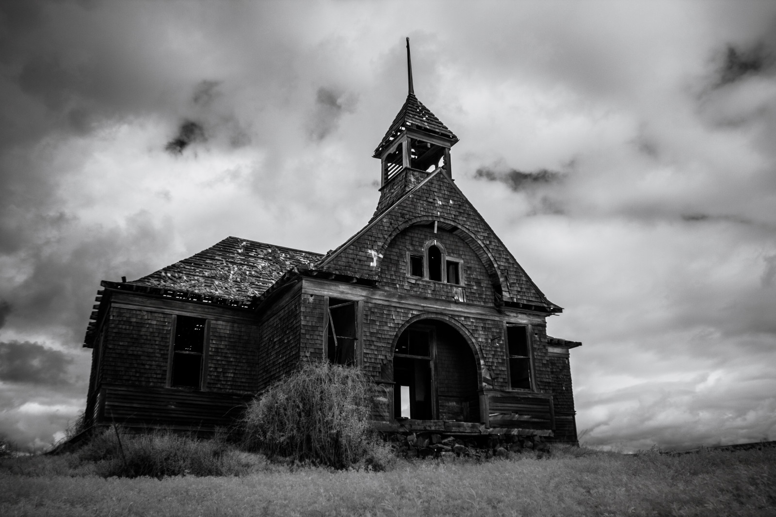 Černý a bílý, opuštěný, venkovský, město, washington, rozklad, duch, děsivý, strašidelný, Infračervený, osamělý, pláně, školní, opuštěný