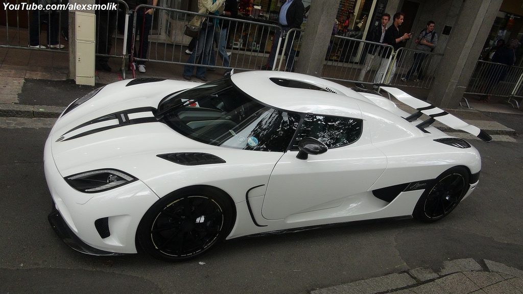 bil, motor køretøj, køretøj, sportsvogn, superbil, bildesign, kant, teknologi, hjul, automotive exterior, automotive wheel system, ydeevne bil, racerbil, hardware, Koenigsegg CCX, personlig luksus bil, kofanger, luksus køretøj, Koenigsegg CCR, auto del, hætte, vindue, kompakt bil, automotive dæk