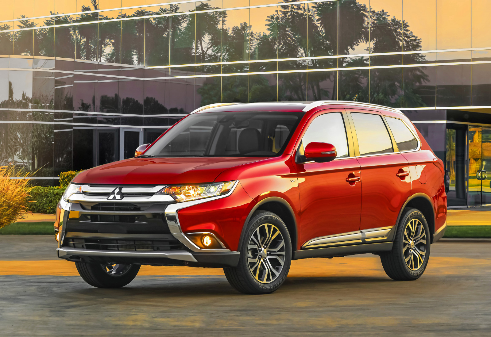 auto, veicolo, Mitsubishi, netcarshow, netcar, immagini di auto, auto foto, 2016, versione Outlander Stati Uniti d'America, veicoli terrestri, esterno automobilistico, marca di automobile, paraurti, crossover SUV, Sport Utility Vehicle, Compact SUV, Mitsubishi Outlander