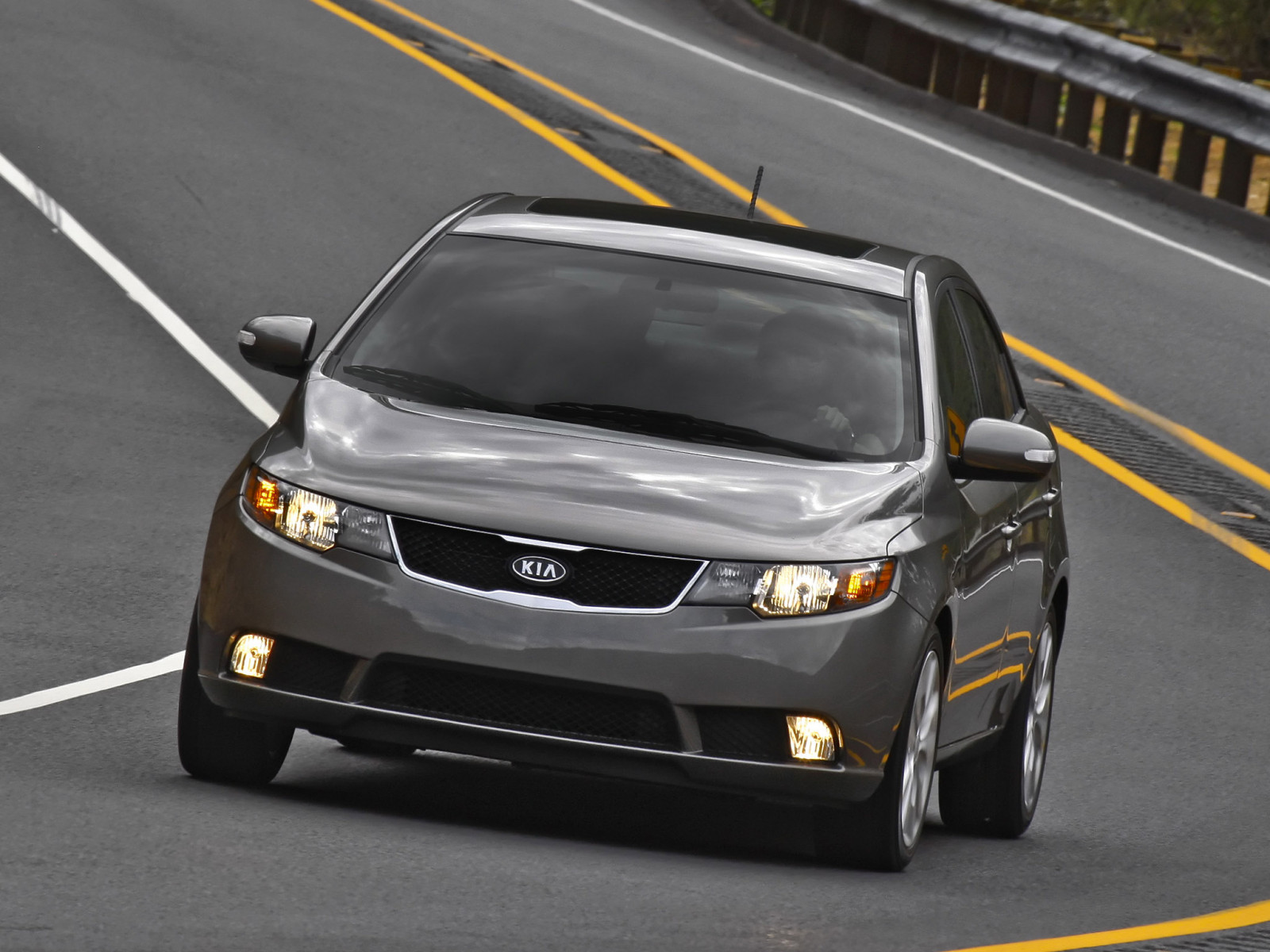 auto, veicolo, 2013, Berlina, anatra, netcarshow, netcar, immagini di auto, auto foto, Forte, ruota, veicoli terrestri, design automobilistico, esterno automobilistico, marca di automobile, paraurti, auto compatta, auto esecutivo, vettura di medie dimensioni, auto full size, Kia Motors, Forte di Kia
