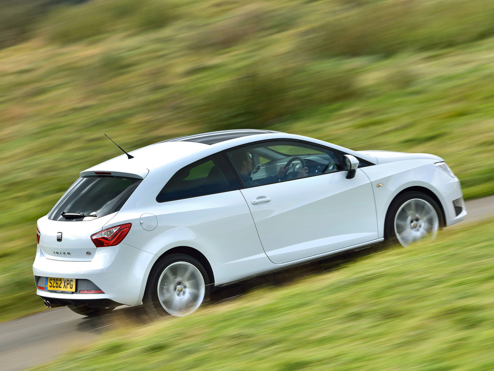 auto, vozidlo, Sedadlo, Seat Ibiza, netcarshow, netcar, obrázky vozidel, photo auto, 2014, verze Ibiza FR UK, pozemní vozidla, automobilového designu, automobil make, rodinný vůz, kompaktní vůz, střední velikost auta, hatchback, Bocanegra sedadla