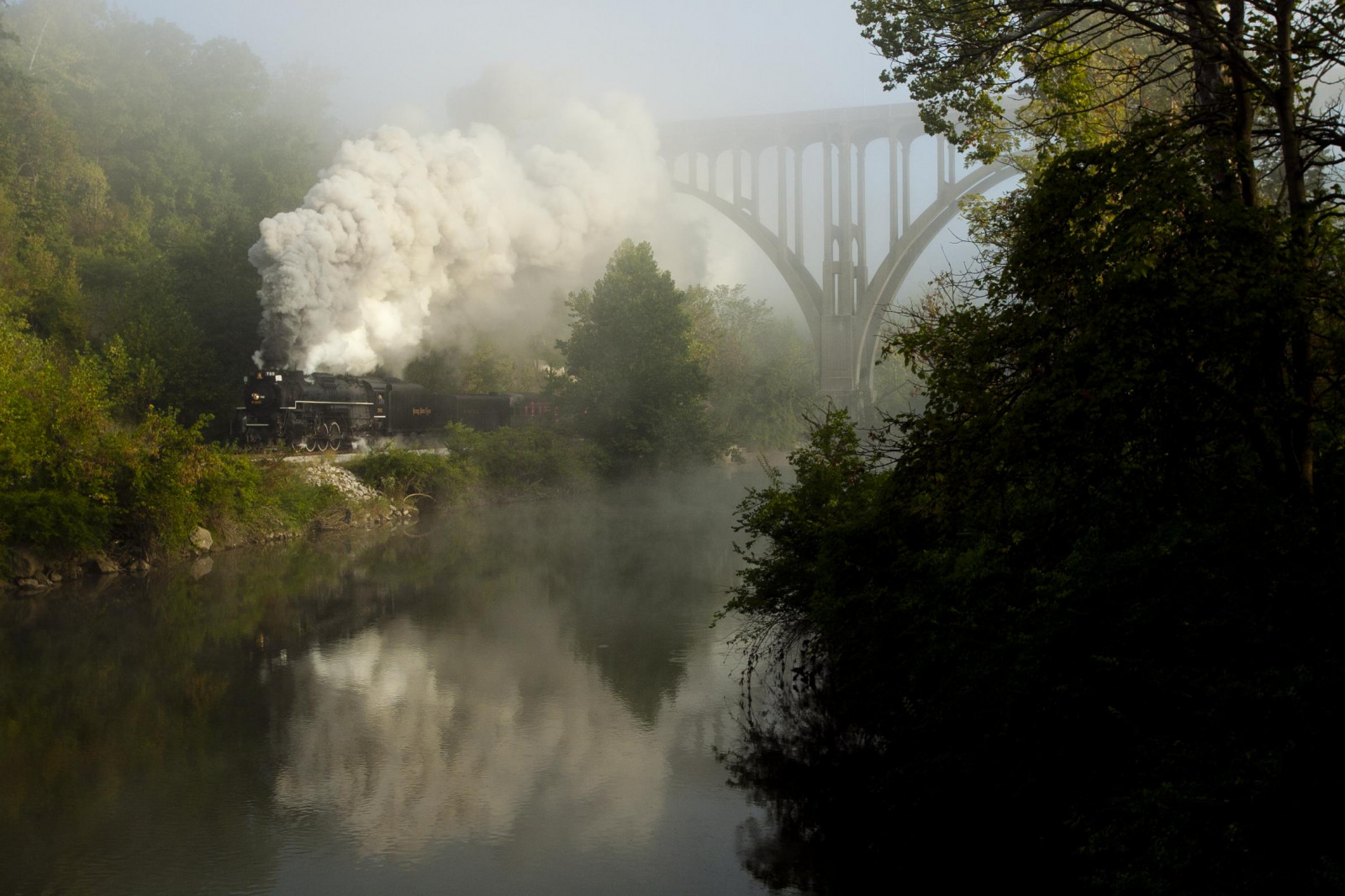 silnice, park, železnice, ráno, světlo, Ohio, mlha, dějiny, mlha, vlak, řeka, scénický, Talíř, historický, parní, národní, rosa, údolí, Cuyahoga, nikl, lokomotiva, Berkshire, Nkp, 765, Brecksville, Cvsr