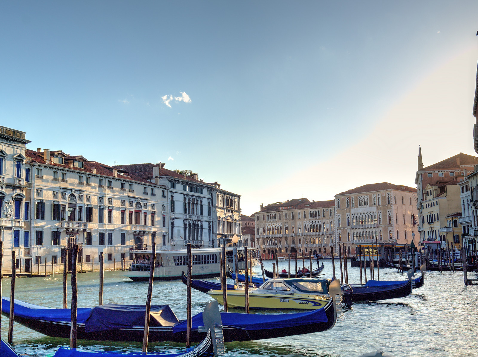 krajina, loď, moře, město, Itálie, starověký, voda, budova, odraz, nebe, Benátky, vozidlo, Cestovní ruch, večer, přístav, město, kanál, Marina, waterscape, plavidlo, kanál, města, veneto, fasáda, kanály, vodní, gondola, grandcanal, Santoma, water transportation