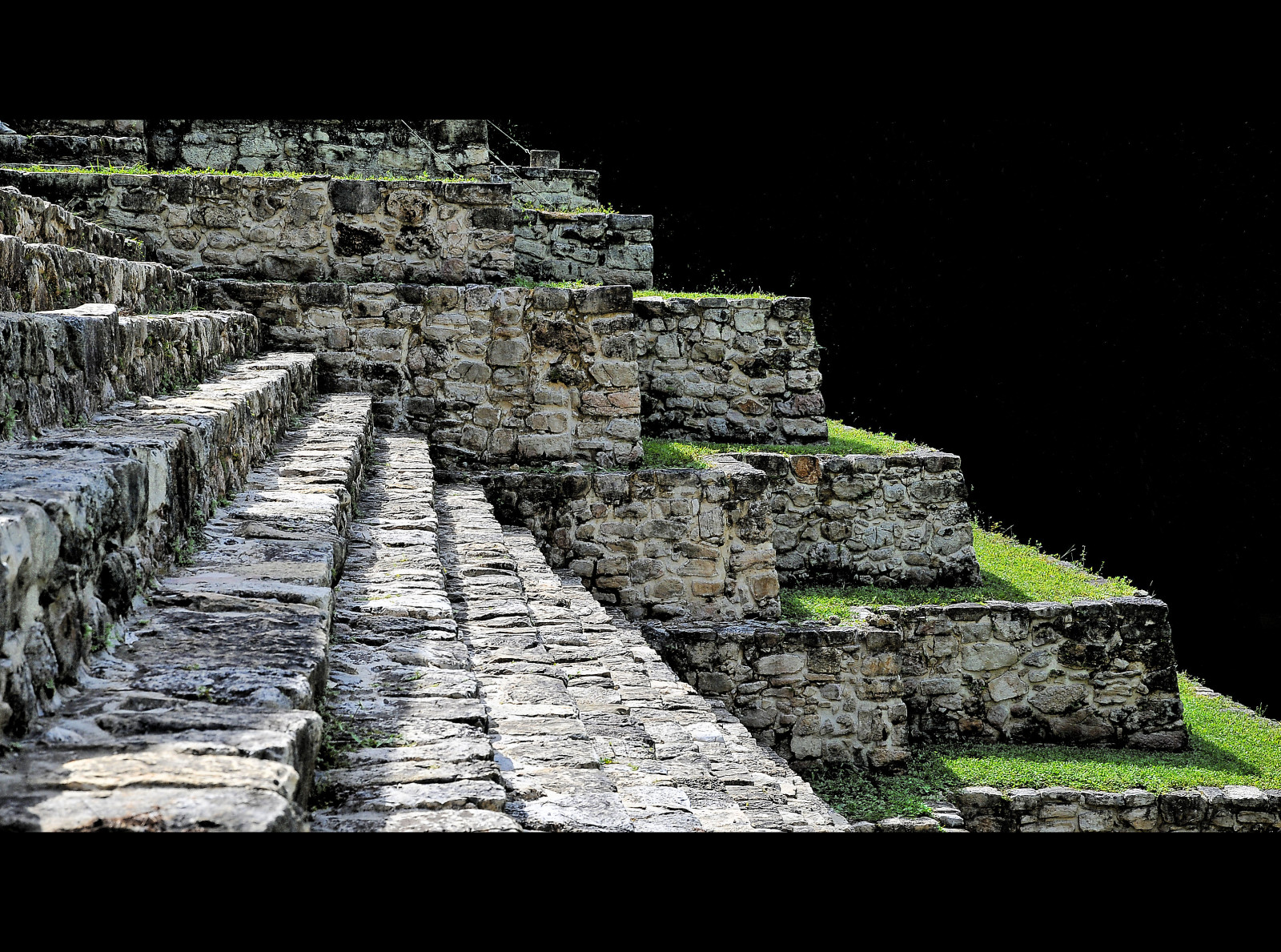 paesaggio, roccia, erba, cielo, parete, Messico, le scale, piramide, rovine, la civiltà Maya, yucatan, maya, nero, rovine, verde, storia antica, sito storico, sito archeologico, muro di pietra, affioramento, Piramidi, Bonampak
