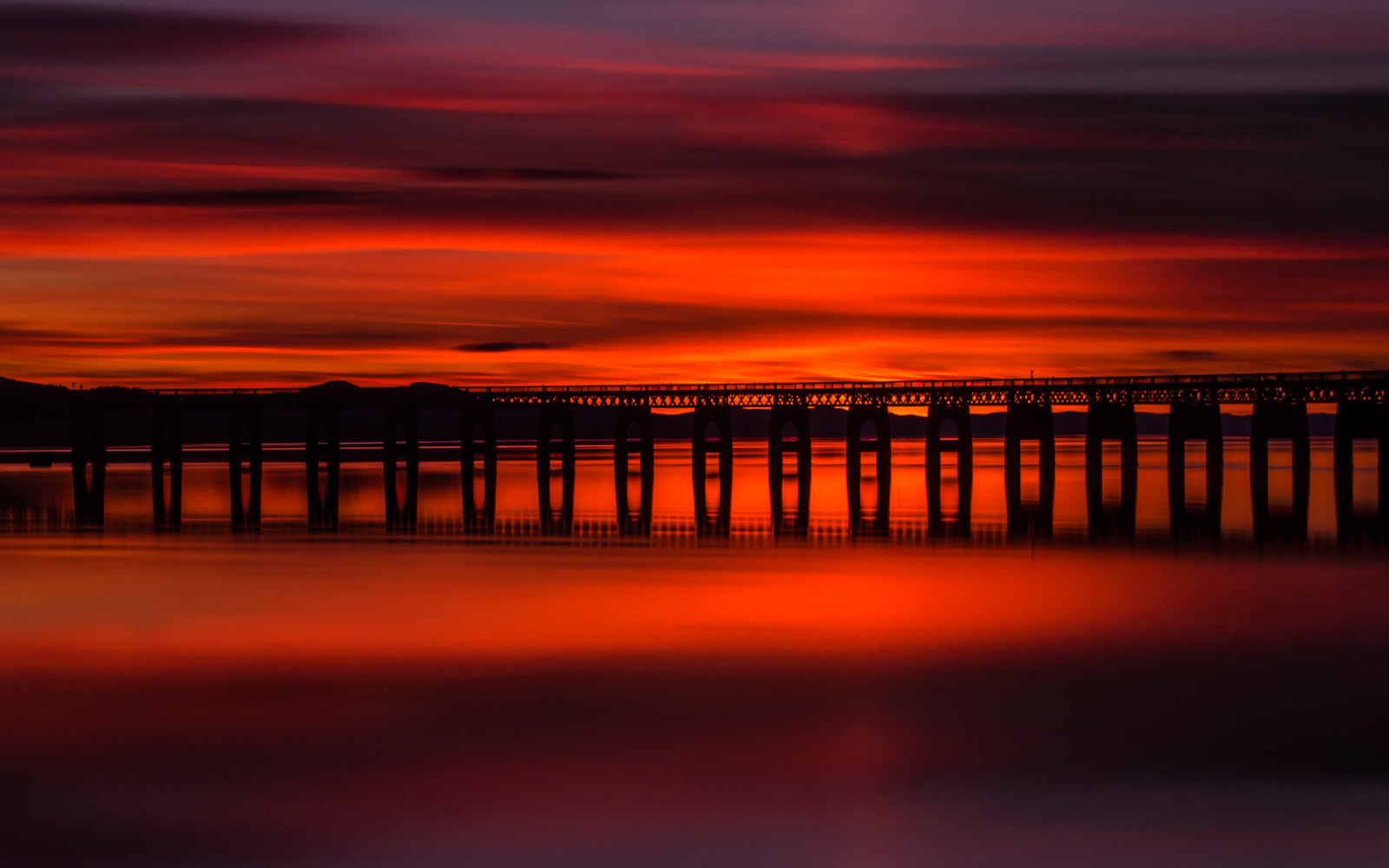 Landschaft, Sonnenuntergang, Meer, Wasser, Natur, Betrachtung, Silhouette, Langzeitbelichtung, Wolken, Schottland, Sonnenaufgang, Abend, Morgen, Brücke, Fluss, Horizont, Atmosphäre, Seebrücke, Dämmerung, Vereinigtes Königreich, Wolke, Dämmerung, Ozean, Welle, Nachglühen