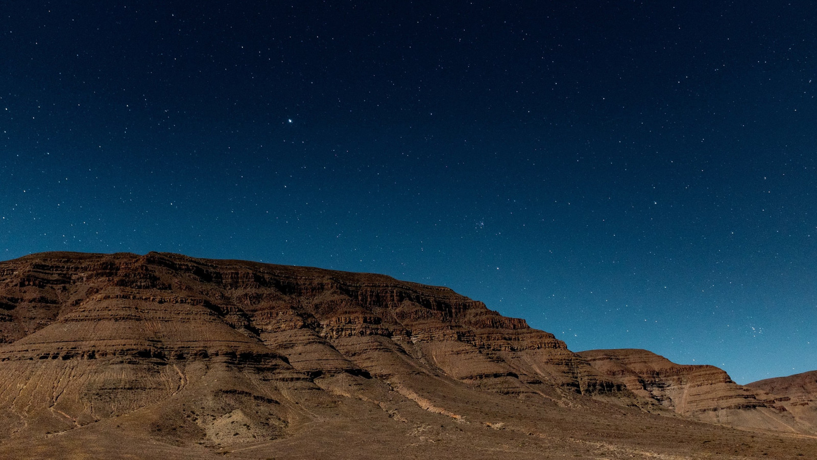 デスクトップ壁紙 風景 岩 スペース 写真 地球 砂漠 地平線 夜空 雰囲気 天文学 高原 形成 雲 星 闇 2560x1440 Px 地質学 宇宙空間 天体 気象現象 ワディ 悪徳 エオリア地形 エコリージョン 2560x1440 75
