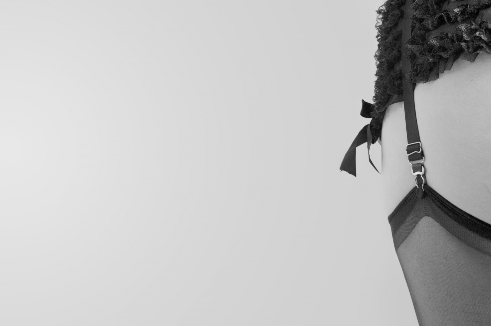 Wallpaper : Nikon, corset, suspenders, Mono, blackandwhite, 50mm, girl