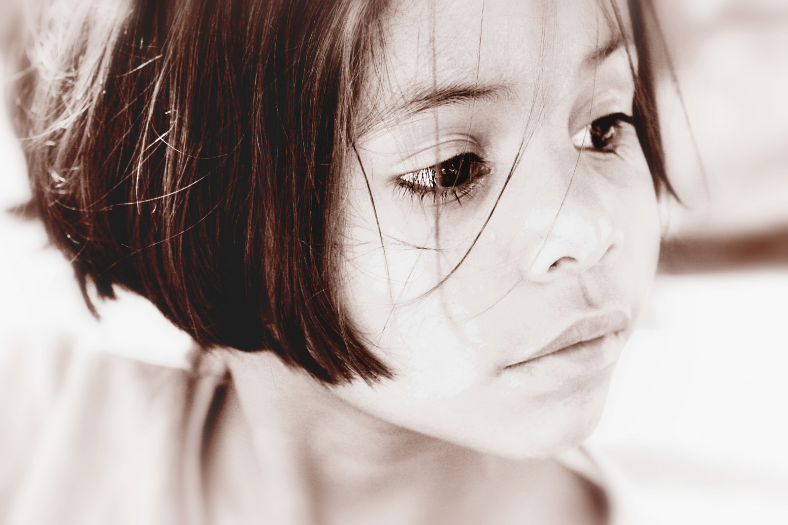 tvář, portrét, oči, děti, sépie, naděje, nos, růžový, Brazílie, kůže, rozvoj, kolibříci, Brasil, hlava, Společenství, Favela, změna, Krásná, dítě, děti, dívka, krása, tělesné, usměj se, dívky, Černá bílá, oko, člověk, dítě, ret, krk, sociální, tónovaný, tvář, brada, Černý a bílý, portrétní fotografie, hnědé vlasy, člověk barva vlasů, ucho, obočí, orgán, zblízka, řasa, čelo, vzdělávací, Podpěra, podpora, altruismus, vzdělání, esperan, chatrč, prevence, atrisk, Changemakers, mundouno, everyoneachangemaker, s tiojoaninha