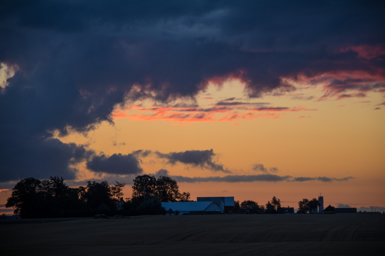 slunečnímu záření, krajina, západ slunce, moře, nebe, svítání, večer, ráno, slunce, horizont, atmosféra, soumrak, mrak, svítání, zlatá hodina, nebe, moln, soluppg ng, s dersl tt, landskap, exif modelu canoneos760d, geocountry, Kamera aby kánon, geocity, Model fotoaparátu canoneos760d, geostate, geolocation, EXIF čočka efs18200mmf3556is, EXIF otvor 56, exif aby kánon, exif focallength 110mm, exif isospeed 200, gyllenetimmen, simlinge, odlesk, červená obloha v dopoledních hodinách, meteorologický jev