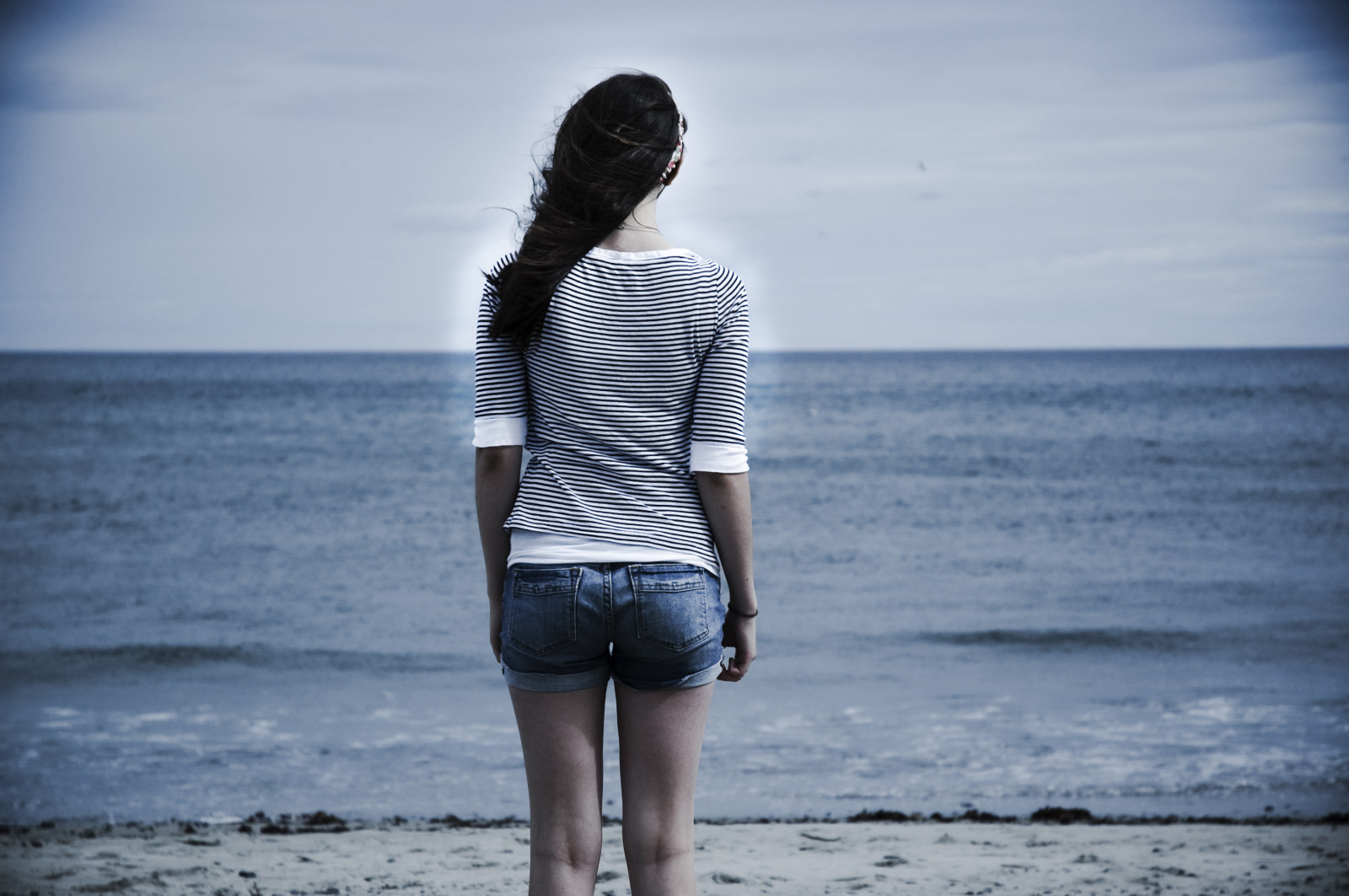 slunečnímu záření, krajina, model, portrét, západ slunce, moře, voda, písek, bruneta, nebe, nohy, venku, fotografování, pláž, šaty, modrý, vlny, Šedá, vlasy, vítr, horizont, letní, emoce, pruhy, jaro, Osoba, Viněta, Mořská řasa, bouřlivý, dosti, dívka, krása, sezóna, oceán, žena, vlna, mimo, selfie, fotografie, slapy, já, autoportrét, nikond70, Atlantický oceán, lidských pozice, portrétní fotografie, focení, slaná voda, mořská pěna, D70, F45, sigurr s, nikkor1870mm, 100daysofsummer