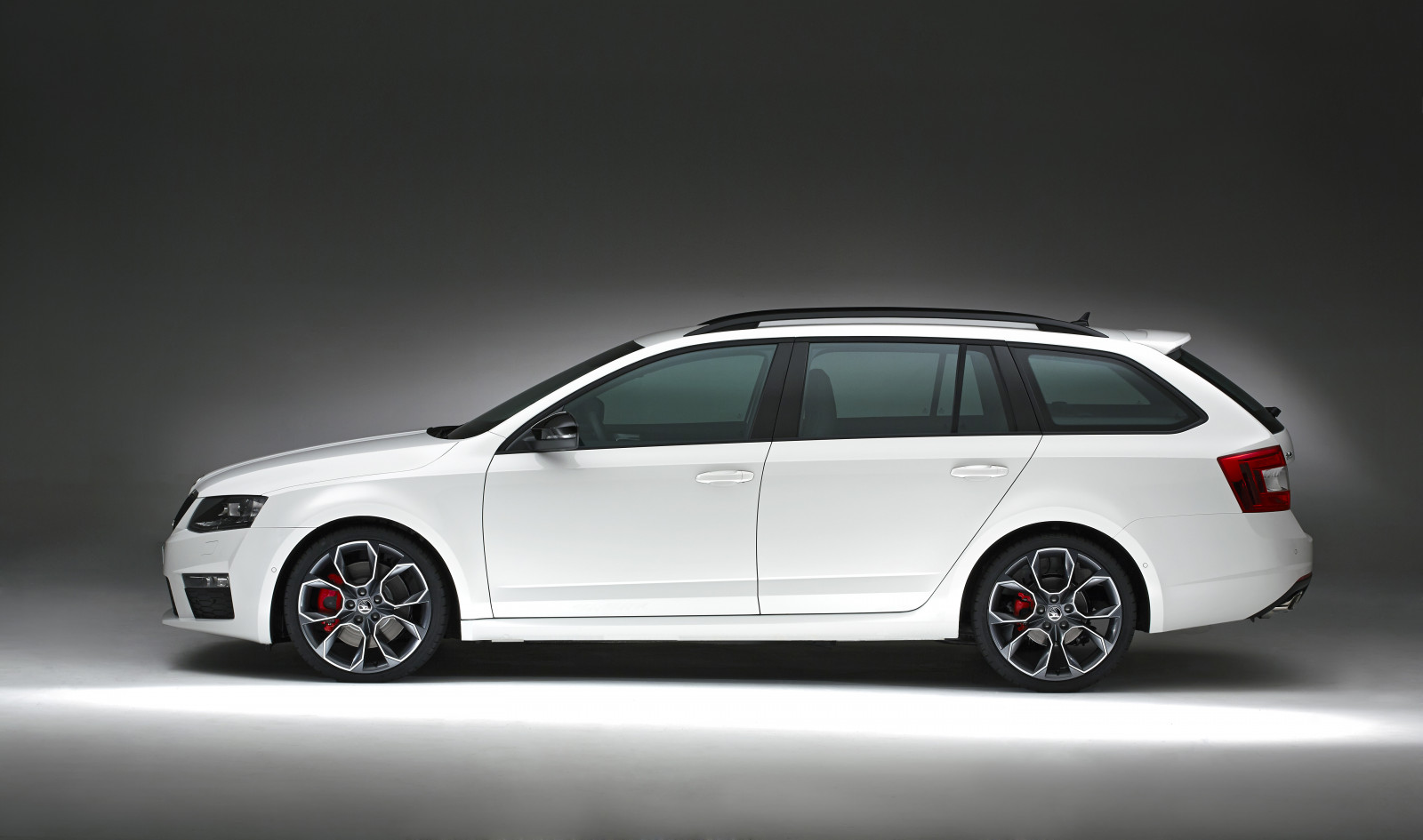 Auto, Fahrzeug, Audi, Sportwagen, 2015, Limousine, Skoda, Netcarshow, Netcar, Auto Bilder, Auto Foto, Rad, Octavia Combi RS, Landfahrzeug, Automobil-Design, Automotive außen, Automobil machen, Luxusfahrzeug, Familienwagen, Stoßstange, Exekutivwagen, Sport Nutzfahrzeug, Audi rs 4, Audi rs 6, Audi allroad