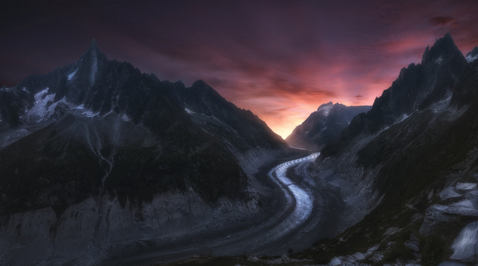 panorama, montanhas, natureza, reflexão, céu, nuvens, nascer do sol, Pico nevado, Geleiras, névoa, França, Alpes, Terreno, nuvem, montanha, clima, alvorecer, Trevas, Captura de tela, Fenômeno atmosférico, Formas de relevo montanhosas, Fenômeno geológico, cadeia de montanhas