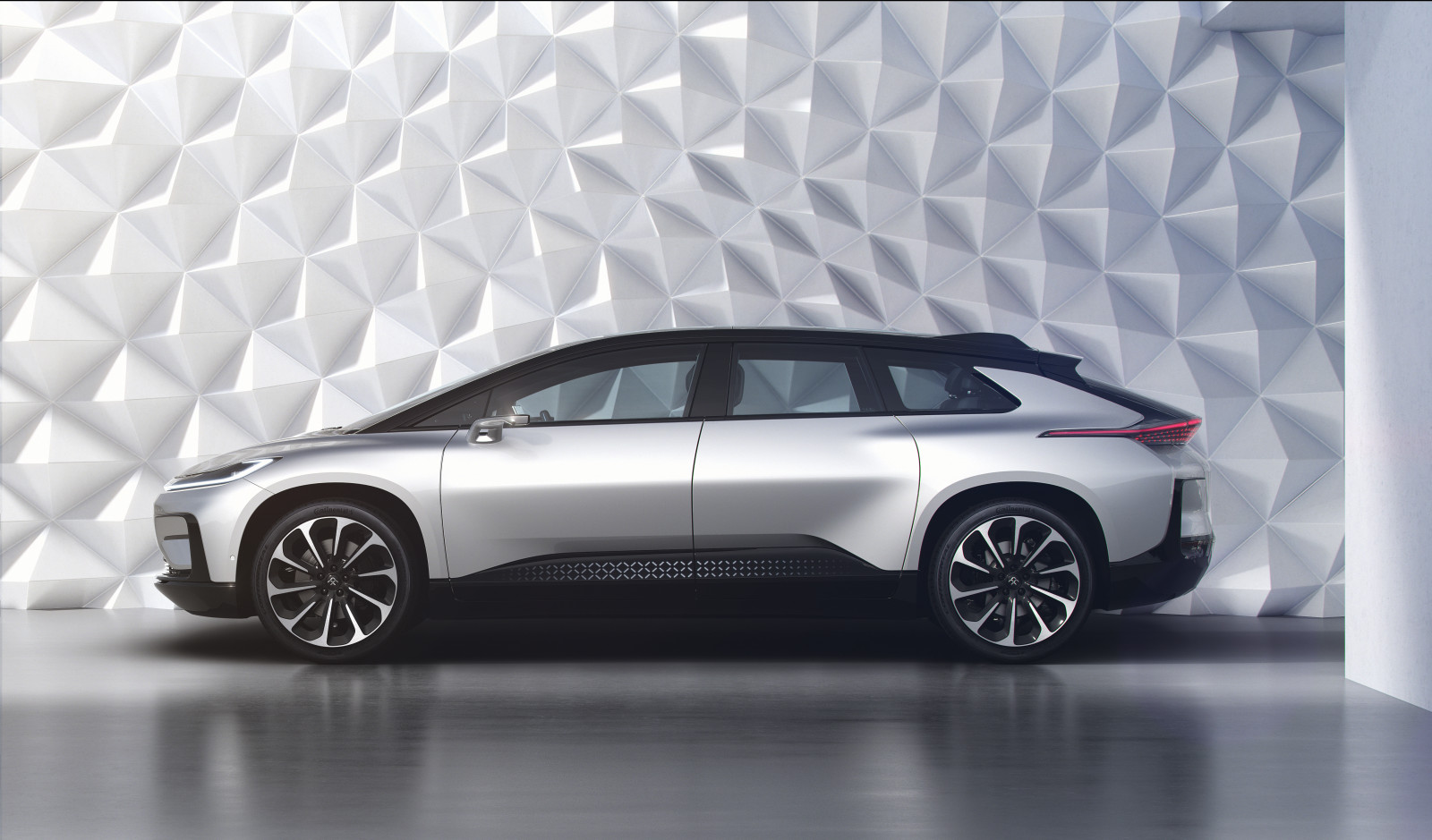 bil, køretøj, Sedan, netcarshow, netcar, bil billeder, bil foto, 2017, Faraday Future, 91, jord køretøj, bildesign, automotive exterior, bil make, konceptbil, luksus køretøj, familie bil, udøvende bil, hybridbil