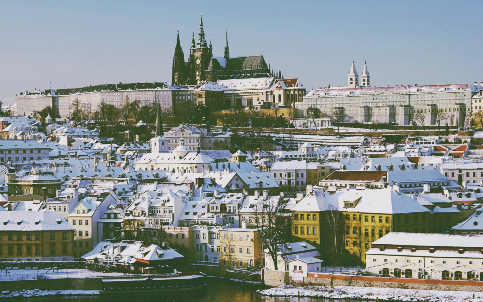 bílý, město, panoráma města, Příroda, sníh, zima, vozidlo, panoráma, řeka, přístav, město, dok, Praha, Marina, přístav, mezník, urban area, vodní, lidské osídlení, letecké snímkování