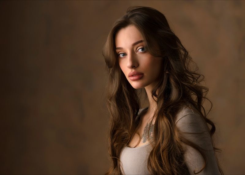women,model,dark hair,face,portrait