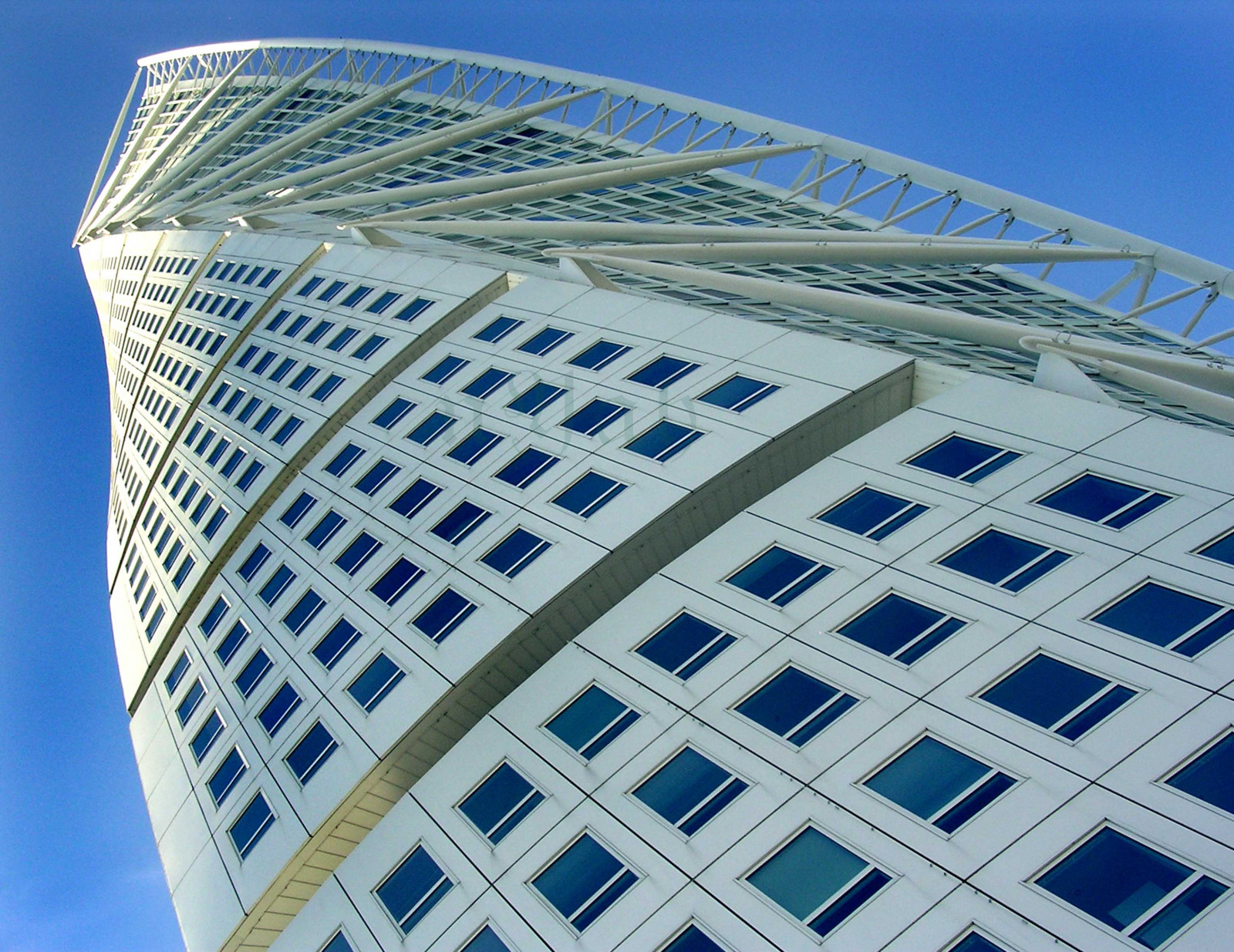 bílý, rozmazat, budova, architektura, moderní, konstrukce, Švédsko, ocel, struktura, páteř, Malmo, santiagocalatrava, Turning Torso, 1on1architekturaphotooftheweek, 1on1architecturephotooftheweekmarch2008, aluminiumcladding