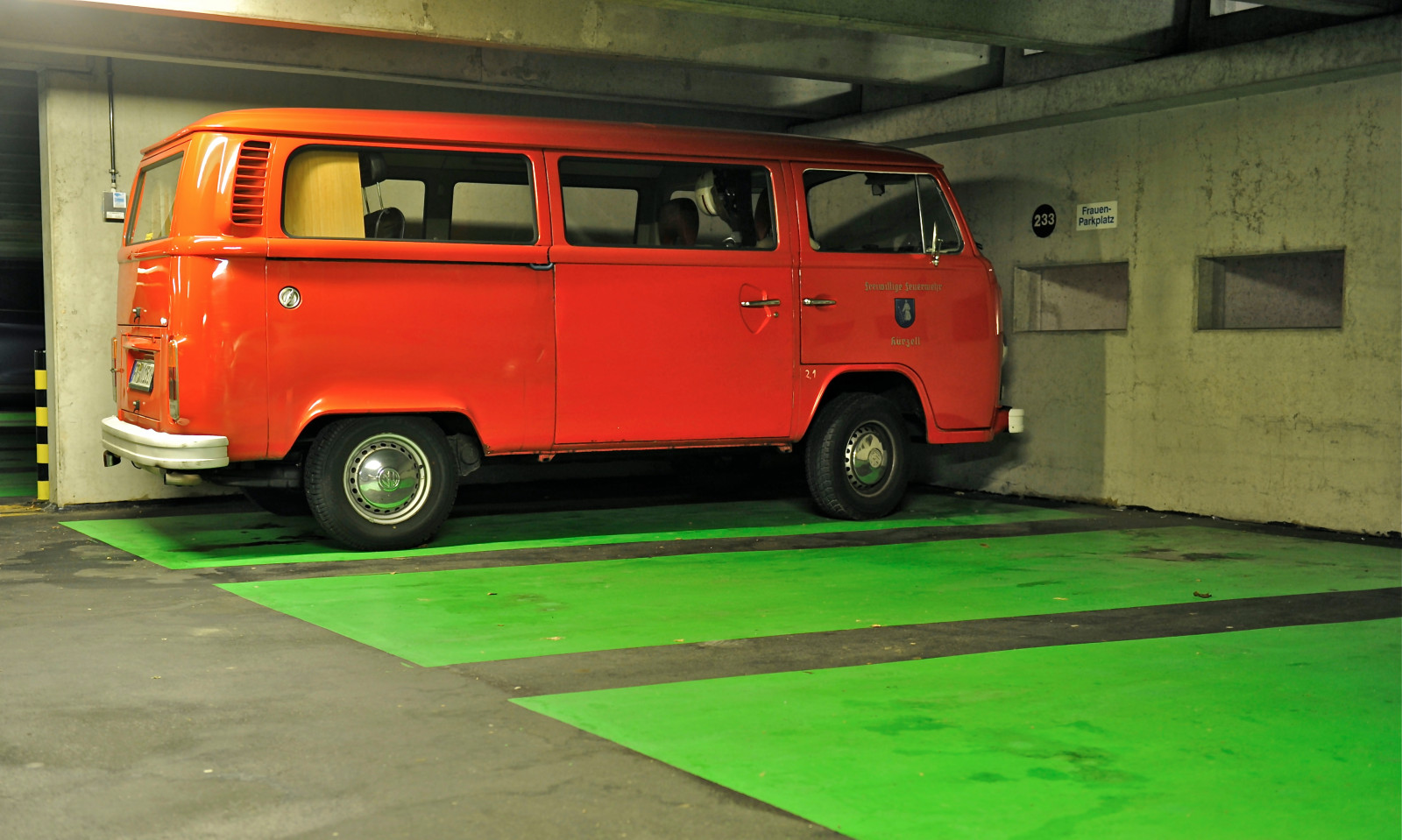 auto, Červené, vozidlo, zelená, Volkswagen, Nikon, veteránem, dodávka, klasický, vw, trouchnivění, D700, t2, vwbus, kompaktní vůz, minibus, motorové vozidlo, druh dopravy, volkswagen typ 2, compact van