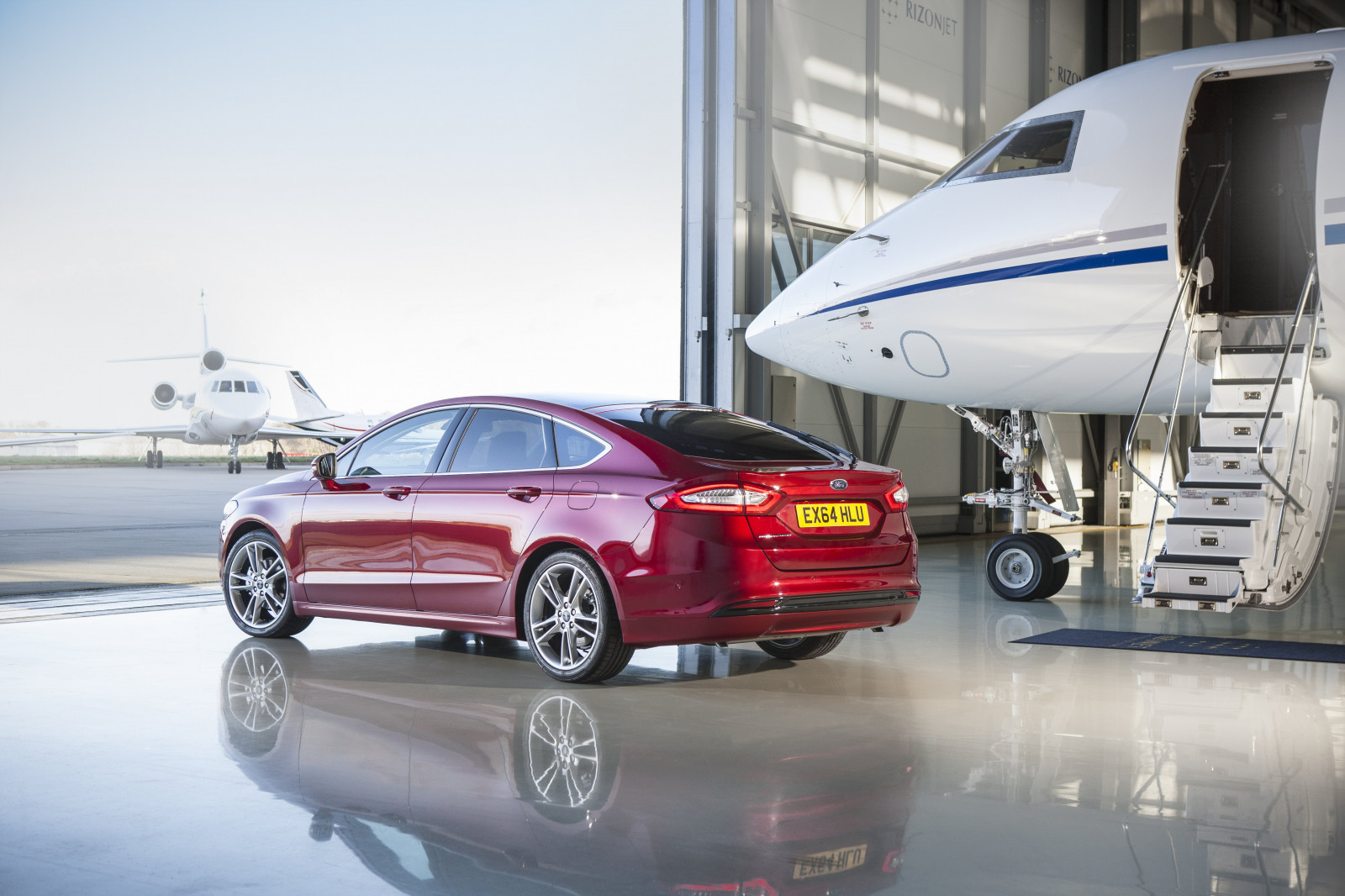 bil, køretøj, Audi, Ford, Sedan, netcarshow, netcar, bil billeder, bil foto, 2016, Mondeo britiske version, hjul, jord køretøj, bildesign, bil make, luksus køretøj, familie bil, udøvende bil, midten størrelse bil, auto show