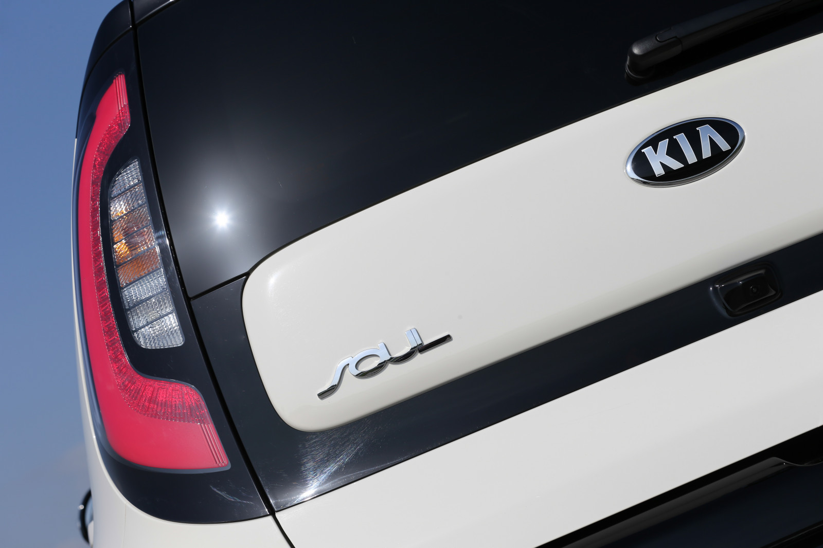 auto, vozidlo, 2015, Kia, netcarshow, netcar, obrázky vozidel, photo auto, Duše Europe version, pozemní vozidla, automobilového designu, automobilový exteriér, automobil make, luxusní vůz, nárazník, kompaktní vůz, mřížka, státní poznávací značka, supermini, Ford Motor Company