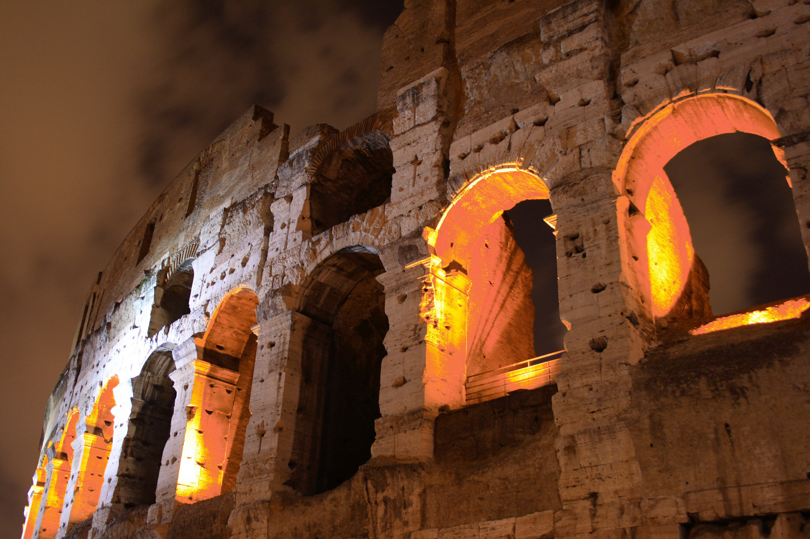 tempio, finestra, Italia, notte, costruzione, cielo, parete, nuvole, giallo, storia, Canone, Europa, arco, Roma, Colosseo, 2007, leggero, dettaglio, canoneos, abigfave, nightshot, alternativa, 400D, flickrsbest, canon400d, canoneos400d, storia antica, 10faves, Colosseo, Alenaromanenko, Colloseo